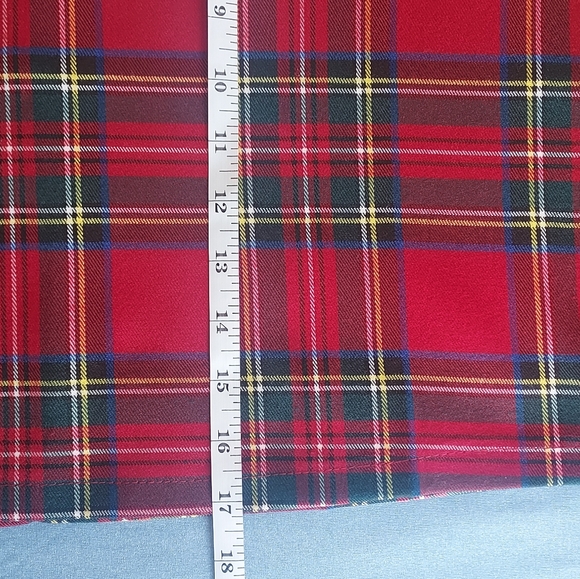 Plaid, cotton / poly blend women's skirt, size medium - Picture 4 of 7